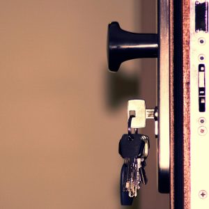 fém biztonsági bejárati ajtók beltérre, lépcsőházba